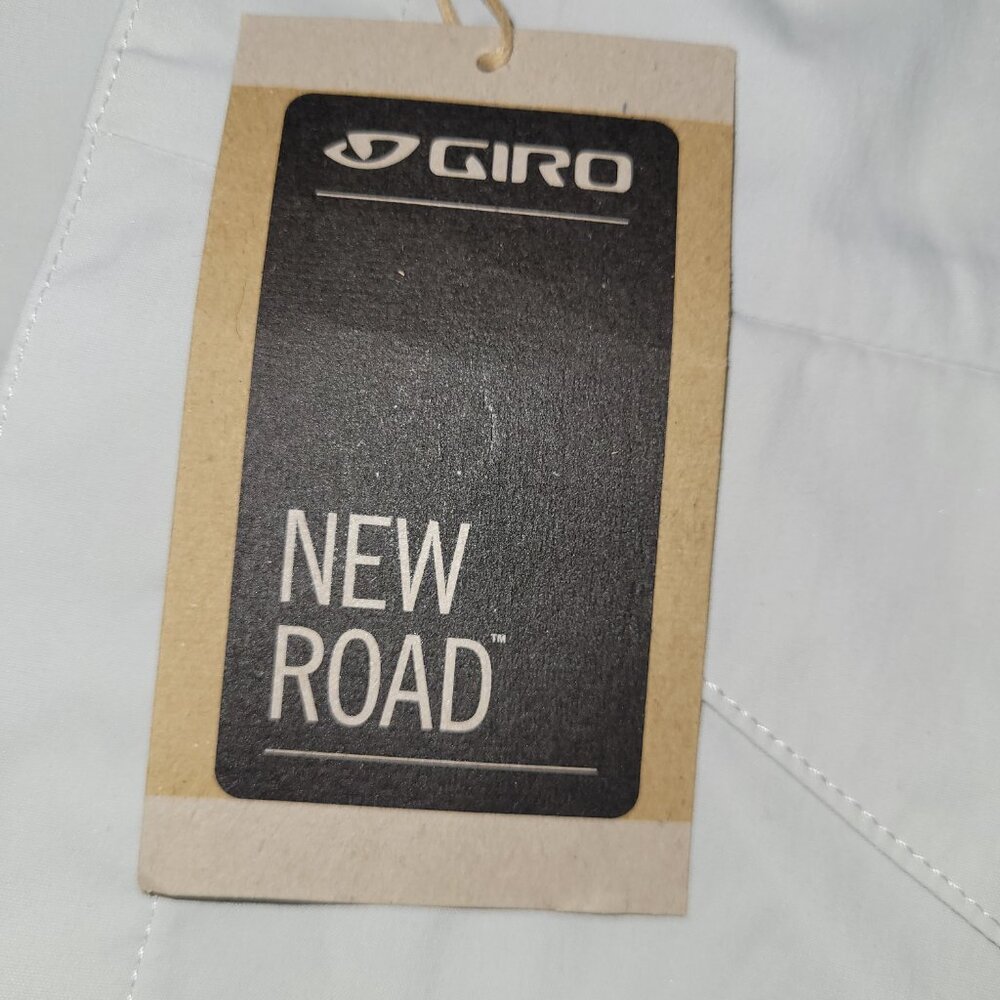 Giro Men's Short Sleeve Collared Ride Shirt Castor Gray Size M  New w/ tags - Picture 4 of 8